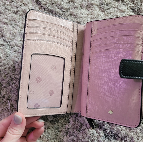 Kate Spade bifold wallet - Picture 2 of 4